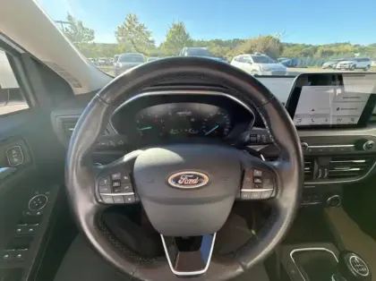 Photo 6 Ford Focus 1.0 EcoBoost 125ch Titanium