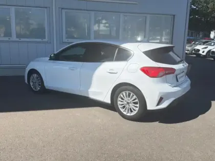 Photo 12 Ford Focus 1.0 EcoBoost 125ch Titanium