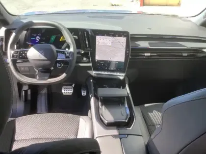 Photo 12 Renault Austral Nouveau full hybrid E-Tech 200 ch Esprit Alpine