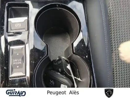 Photo 17 Peugeot 2008  PureTech 130 S&S EAT8