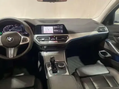Photo 9 BMW Serie 3 G20 330e 292 ch BVA8 Luxury