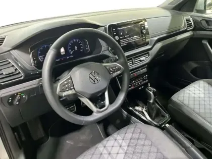 Photo 8 Volkswagen T-cross 1.0 TSI 116 Start/Stop DSG7 R-Line Edition