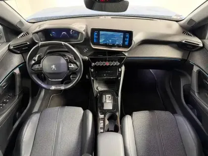 Photo 6 Peugeot 2008  1.2 130 S&S GT EAT8 GPS camera 180 Toit Pano