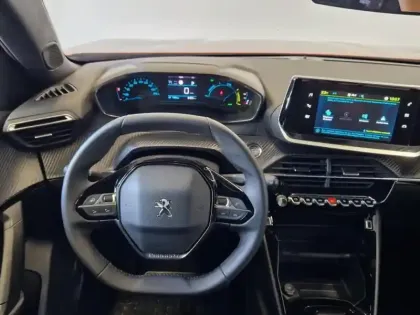 Photo 6 Peugeot 2008  e- 136ch Style