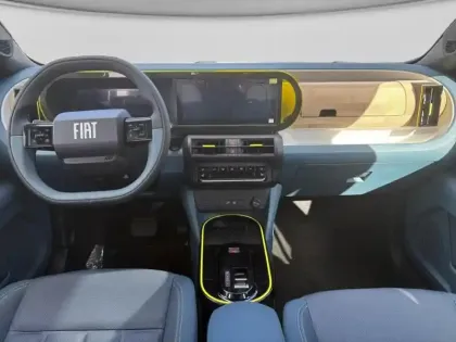 Photo 26 Fiat Panda Grande  Electrique 113ch La Prima