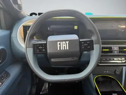 Photo 10 Fiat Panda Grande  Electrique 113ch La Prima