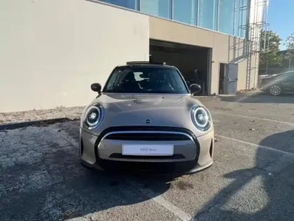 Photo 12 Mini Mini  5 Portes Cooper 136ch Edition Premium Plus BVA7