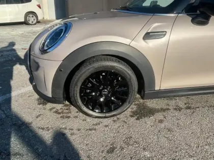 Photo 14 Mini Mini  5 Portes Cooper 136ch Edition Premium Plus BVA7