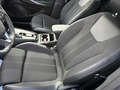 Photo 9 Opel Grandland  1.2 Turbo Hybrid 136ch GS Light e-DCT6
