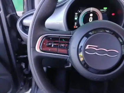 Photo 11 Fiat 500 C e 118ch MY23