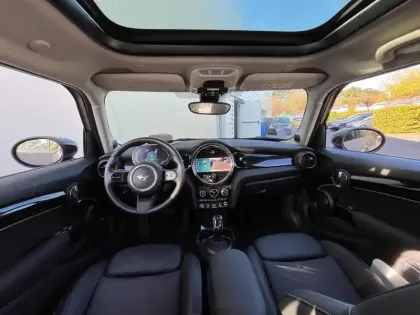 Photo 7 Mini Mini  5 Portes Cooper 136ch Edition Premium Plus BVA7