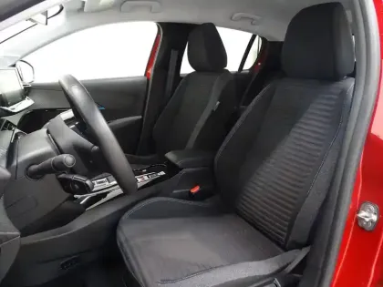 Photo 10 Peugeot 208  e- 136ch Style