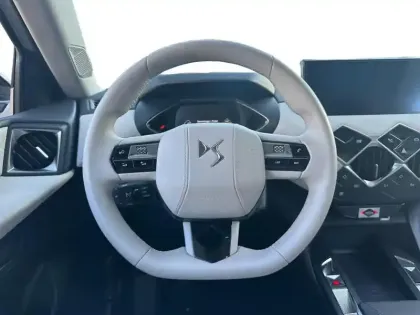 Photo 11 DS DS 3  Crossback PureTech 100ch Connected Chic