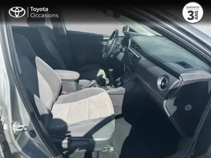 Photo 5 Toyota Auris  1.2 Turbo 116ch Collection