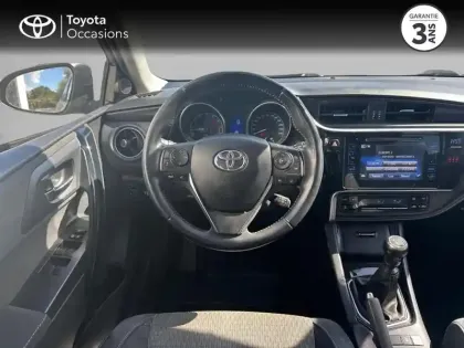 Photo 8 Toyota Auris  1.2 Turbo 116ch Collection