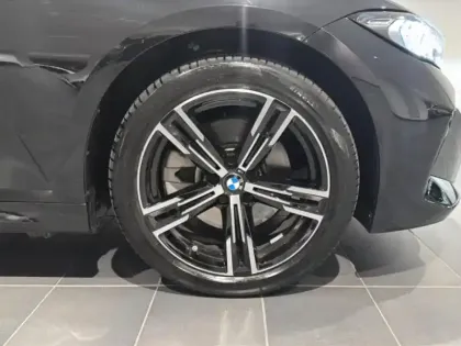 Photo 11 BMW Serie 3 Série 3 Touring 330eA 292ch M Sport