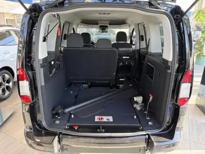Photo 11 Ford Tourneo Connect  2.0 EcoBlue 122ch Titanium DCT7
