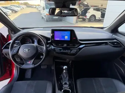 Photo 16 Toyota C-HR  2.0 Hybride 184ch GR Sport E-CVT