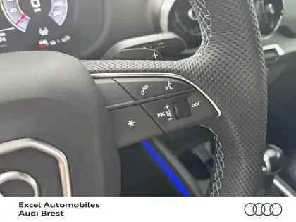 Photo 12 Audi Q2  35 TFSI 150ch S line Plus S tronic 7