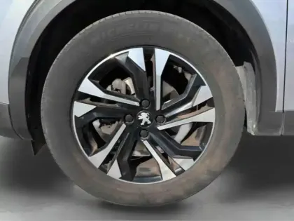 Photo 9 Peugeot 2008  1.2 PureTech 130ch S&S Allure 7cv