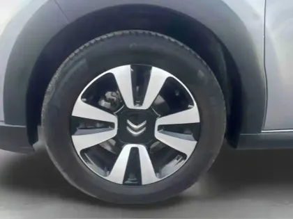 Photo 10 Citroën C3  1.2 PureTech 83ch S&S MAX