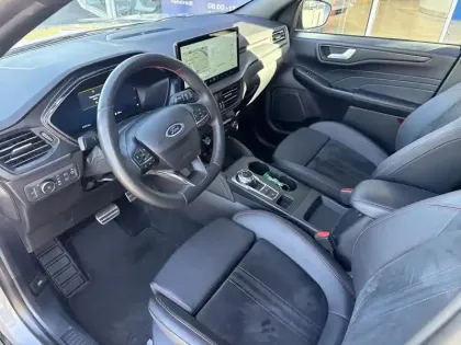 Photo 9 Ford Kuga  2.5 Duratec 180ch Hybrid FlexiFuel ST-Line X Powershift