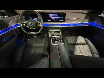 Photo 7 BMW Serie 7 Série 7 750eA xDrive 489ch M Sport
