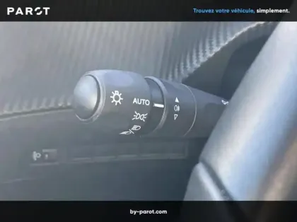 Photo 17 Peugeot 208 1.2 Hybrid 110ch Allure e-DCS6