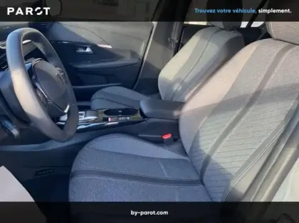 Photo 40 Peugeot 208 Nouvelle Hybrid 110 ch e-DCS6 Allure