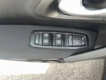 Photo 10 Renault Kadjar Blue dCi 115 EDC Business 5p