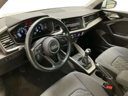Photo 8 Audi A1 25 TFSI 95 ch BVM5 Advanced