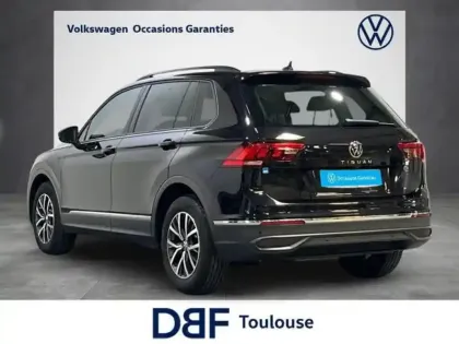 Photo 11 Volkswagen Tiguan 2.0 TDI 150ch DSG7 Life Plus