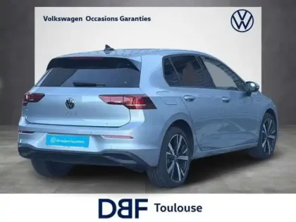 Photo 23 Volkswagen Golf 1.5 eHybrid 204 DSG6 VW Edition