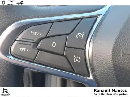 Photo 12 Renault Captur  1.6 E-Tech hybride 145ch Rive Gauche