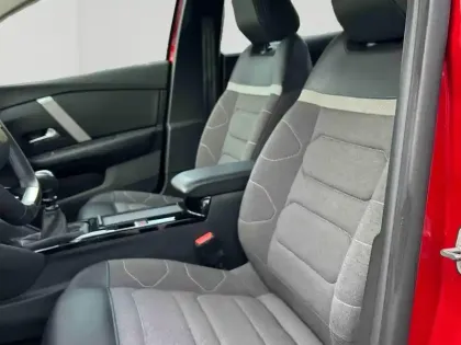 Photo 11 Citroën C4  PureTech 130ch S&S Feel Pack
