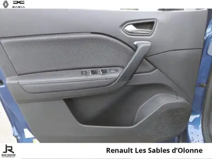 Photo 13 Renault Captur  1.6 E-Tech hybride 145ch Engineered