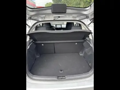 Photo 9 Toyota Yaris  120 VVT-i Dynamic Business 5p MC24