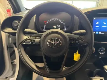 Photo 11 Toyota Aygo X  1.0 VVT-i 72ch Dynamic S-CVT MY24