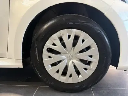 Photo 7 Toyota Yaris  120 VVT-i Dynamic Business 5p MC24