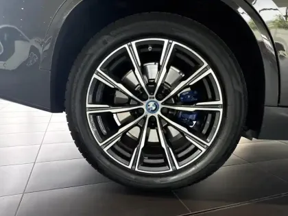 Photo 7 BMW X5  xDrive45e 394ch M Sport 17cv