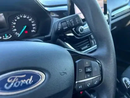 Photo 13 Ford Fiesta  1.1 85ch Cool & Connect 5p Euro6.2