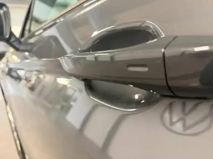 Photo 12 Volkswagen Tiguan  1.4 eHybrid 245ch Life Plus DSG6