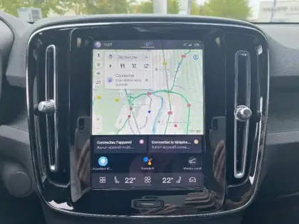 Photo 8 Volvo XC40  Recharge 238ch Essential
