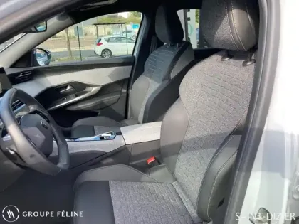 Photo 8 Peugeot 5008  Hybrid 145ch Allure e-DCS6