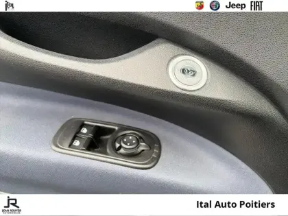 Photo 11 Fiat 500  Fiat  ICONE BERLINE e 95ch MY23