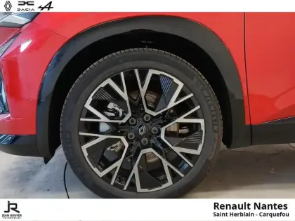 Photo 8 Renault Austral  E-Tech full hybrid 200ch esprit Alpine - 4Control advanced + Caméra 360°