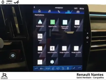 Photo 14 Renault Austral  E-Tech full hybrid 200ch esprit Alpine - 4Control advanced + Caméra 360°
