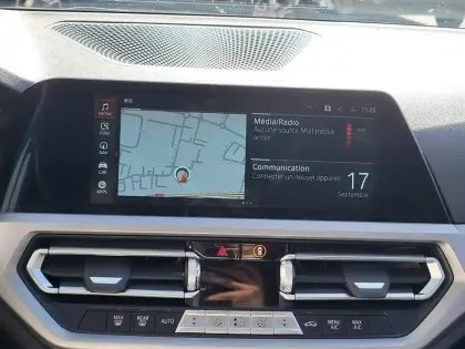 Photo 14 BMW Serie 3 Série 3 Touring 318dA MH 150ch Business Design
