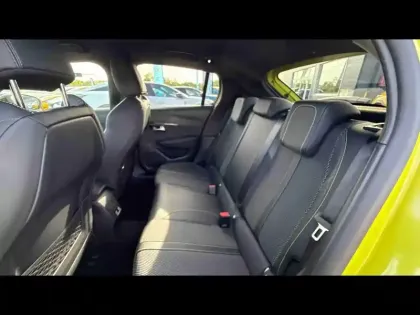 Photo 13 Peugeot 208  1.2 PureTech 100ch S&S GT
