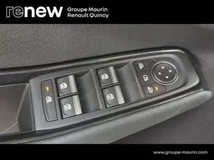 Photo 14 Renault Austral  1.2 E-Tech full hybrid 200ch Techno - 25